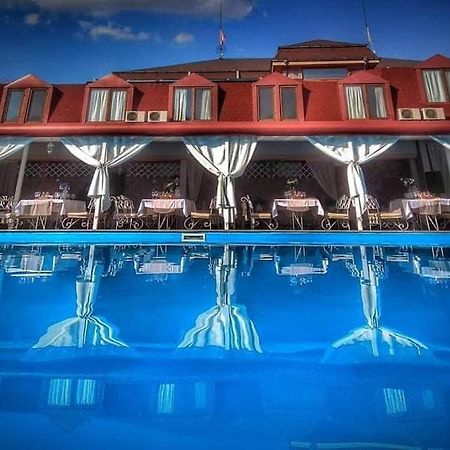 Complex Racic Hotel Voyvodinovo Ngoại thất bức ảnh