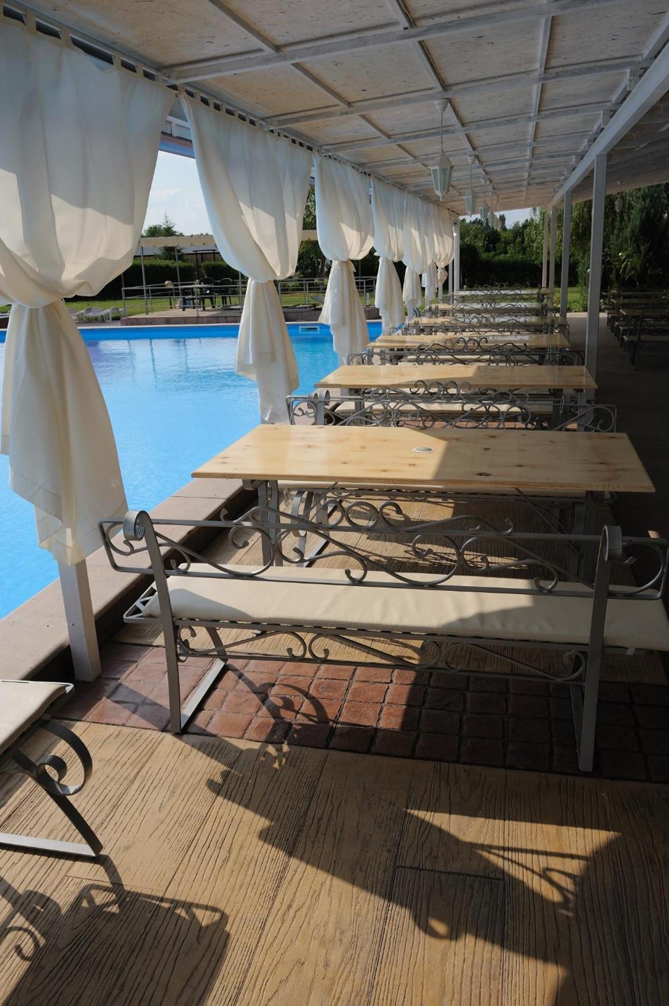 Complex Racic Hotel Voyvodinovo Ngoại thất bức ảnh